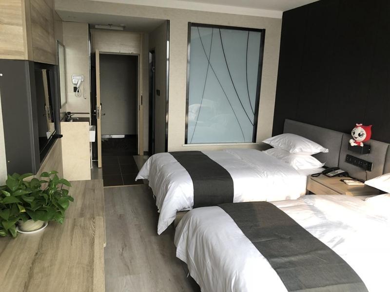 Thank Inn Plus Hotel Hebei Shijiazhuang Yuhua District Of Hebei Normal University Eksteriør bilde